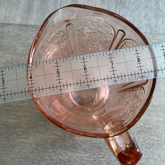 Vintage Depression Glass Pitcher - Picture 7 of 7